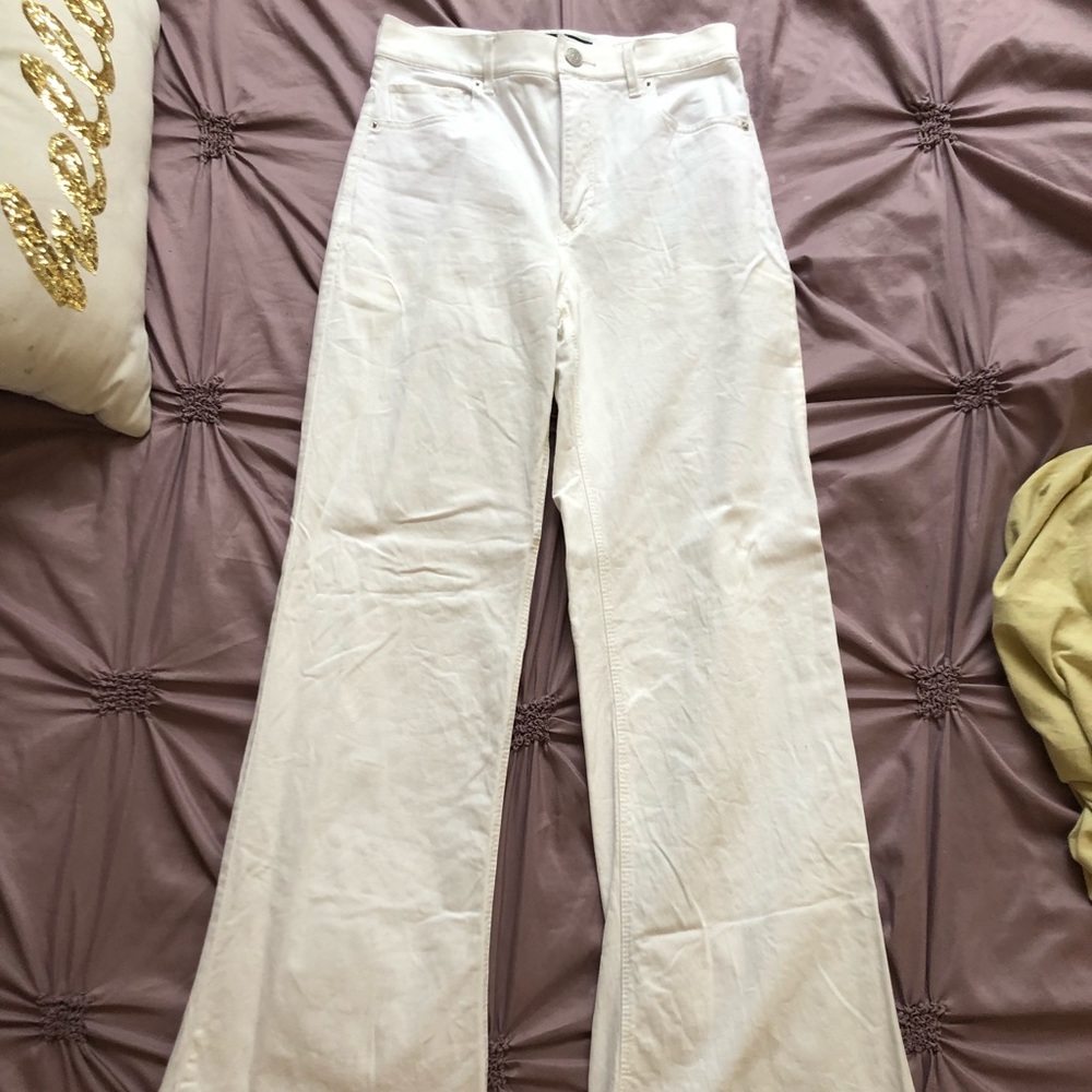 High waited white flare jeans!